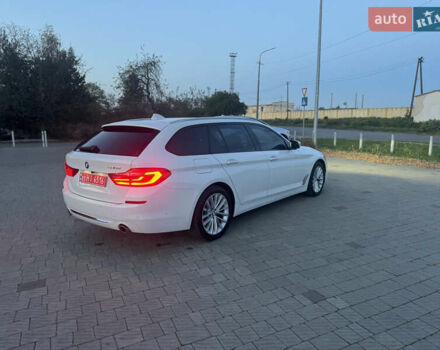 Белый БМВ 5 Серия, объемом двигателя 2.99 л и пробегом 254 тыс. км за 23400 $, фото 28 на Automoto.ua