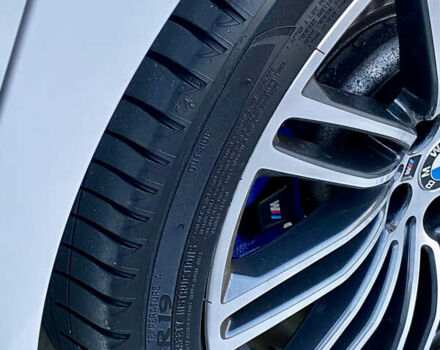 Белый БМВ 5 Серия, объемом двигателя 2.99 л и пробегом 237 тыс. км за 32500 $, фото 6 на Automoto.ua