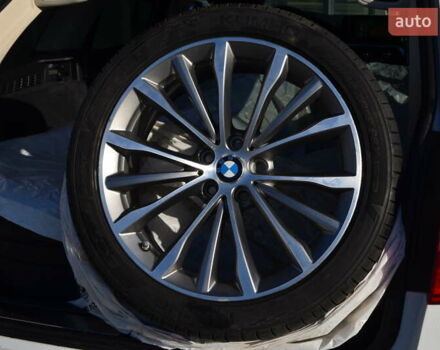 Белый БМВ 5 Серия, объемом двигателя 2.99 л и пробегом 158 тыс. км за 30817 $, фото 66 на Automoto.ua