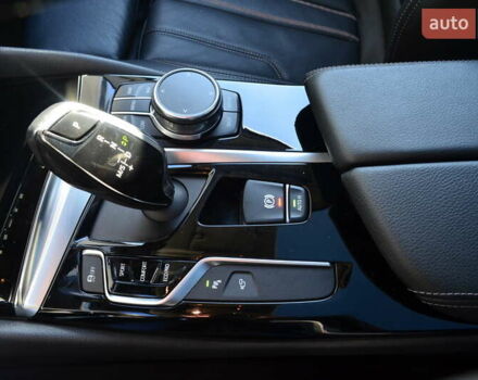 Белый БМВ 5 Серия, объемом двигателя 2.99 л и пробегом 158 тыс. км за 30817 $, фото 50 на Automoto.ua