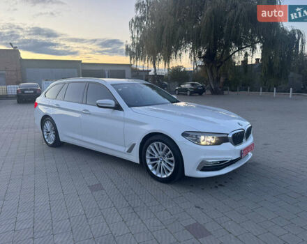 Белый БМВ 5 Серия, объемом двигателя 2.99 л и пробегом 254 тыс. км за 23400 $, фото 1 на Automoto.ua