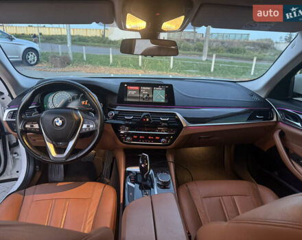 Белый БМВ 5 Серия, объемом двигателя 2.99 л и пробегом 254 тыс. км за 23400 $, фото 38 на Automoto.ua