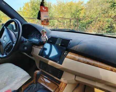 Белый БМВ 5 Серия, объемом двигателя 3 л и пробегом 350 тыс. км за 7500 $, фото 9 на Automoto.ua