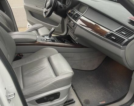 Белый БМВ 5 Серия, объемом двигателя 3 л и пробегом 234 тыс. км за 9800 $, фото 5 на Automoto.ua