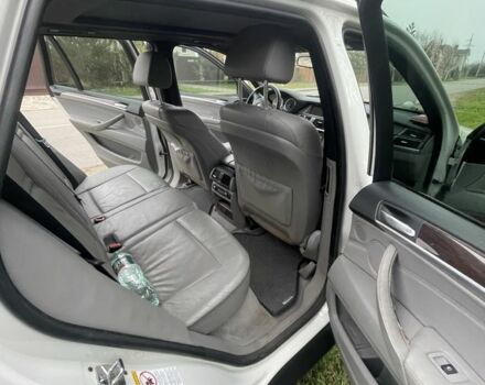 Белый БМВ 5 Серия, объемом двигателя 3 л и пробегом 234 тыс. км за 9800 $, фото 10 на Automoto.ua