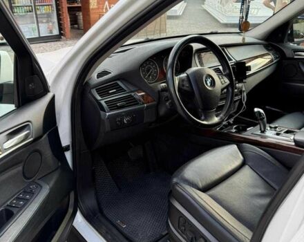 Белый БМВ 5 Серия, объемом двигателя 3 л и пробегом 185 тыс. км за 14999 $, фото 1 на Automoto.ua