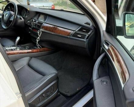 Белый БМВ 5 Серия, объемом двигателя 3 л и пробегом 185 тыс. км за 14999 $, фото 2 на Automoto.ua