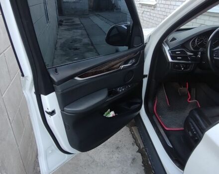 Білий БМВ 5 Серія, об'ємом двигуна 3 л та пробігом 140 тис. км за 24000 $, фото 4 на Automoto.ua