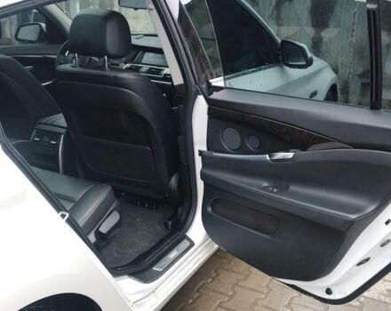 Белый БМВ 5 Серия, объемом двигателя 3 л и пробегом 114 тыс. км за 20000 $, фото 7 на Automoto.ua