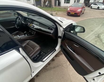 Білий БМВ 5 Серія, об'ємом двигуна 3 л та пробігом 210 тис. км за 18000 $, фото 8 на Automoto.ua