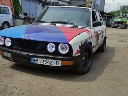 Білий БМВ 5 Серія, об'ємом двигуна 2.8 л та пробігом 180 тис. км за 1400 $, фото 1 на Automoto.ua