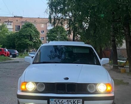 Білий БМВ 5 Серія, об'ємом двигуна 2 л та пробігом 365 тис. км за 1800 $, фото 1 на Automoto.ua