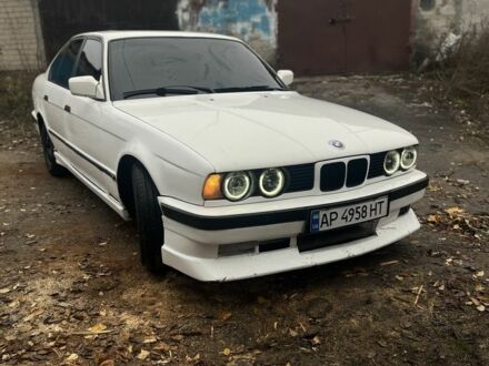Белый БМВ 5 Серия, объемом двигателя 2 л и пробегом 276 тыс. км за 2000 $, фото 1 на Automoto.ua