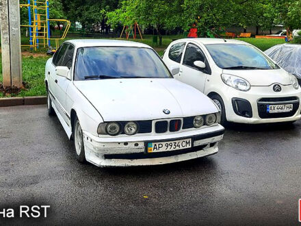 Білий БМВ 5 Серія, об'ємом двигуна 2 л та пробігом 0 тис. км за 1500 $, фото 1 на Automoto.ua