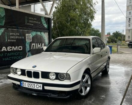 Белый БМВ 5 Серия, объемом двигателя 2 л и пробегом 482 тыс. км за 2306 $, фото 1 на Automoto.ua