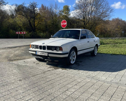 Белый БМВ 5 Серия, объемом двигателя 2.4 л и пробегом 250 тыс. км за 2300 $, фото 1 на Automoto.ua