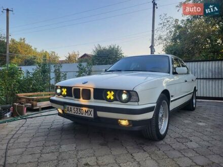 Белый БМВ 5 Серия, объемом двигателя 2.5 л и пробегом 500 тыс. км за 7500 $, фото 1 на Automoto.ua