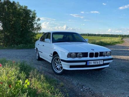 Белый БМВ 5 Серия, объемом двигателя 2.5 л и пробегом 535 тыс. км за 3000 $, фото 1 на Automoto.ua