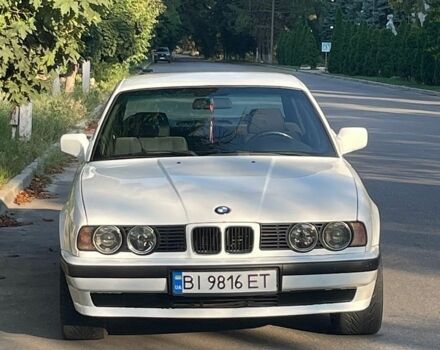 Белый БМВ 5 Серия, объемом двигателя 2.5 л и пробегом 539 тыс. км за 2500 $, фото 1 на Automoto.ua