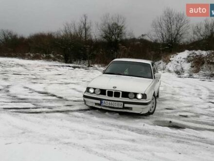 Білий БМВ 5 Серія, об'ємом двигуна 2.4 л та пробігом 50 тис. км за 2200 $, фото 1 на Automoto.ua
