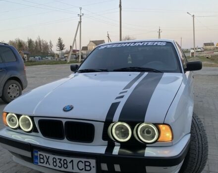 Білий БМВ 5 Серія, об'ємом двигуна 2.5 л та пробігом 280 тис. км за 3300 $, фото 1 на Automoto.ua