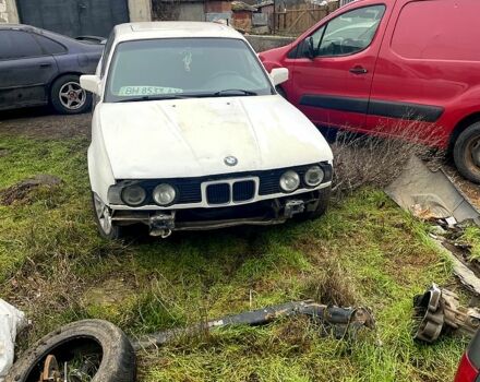 Белый БМВ 5 Серия, объемом двигателя 2.5 л и пробегом 600 тыс. км за 1300 $, фото 1 на Automoto.ua