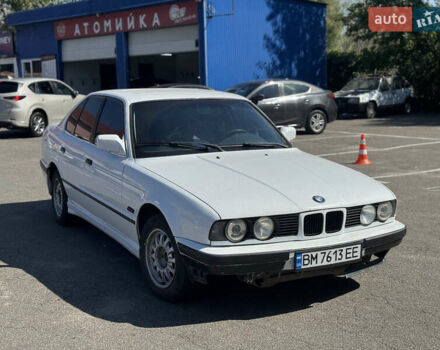 Белый БМВ 5 Серия, объемом двигателя 1.99 л и пробегом 230 тыс. км за 2200 $, фото 1 на Automoto.ua
