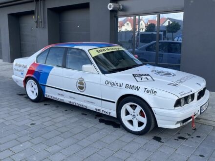 БМВ 5 Серія 1992 у Трускавце на Automoto.ua Білий БМВ 5 Серія, об'ємом двигуна 2.5 л та пробігом 465 тис. км за 2850 $, фото 1 на Automoto.ua