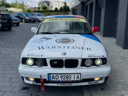 БМВ 5 Серія 1992 у Трускавце на Automoto.ua Білий БМВ 5 Серія, об'ємом двигуна 2.5 л та пробігом 465 тис. км за 2850 $, фото 1 на Automoto.ua