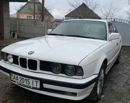 Белый БМВ 5 Серия, объемом двигателя 2.5 л и пробегом 400 тыс. км за 2500 $, фото 1 на Automoto.ua