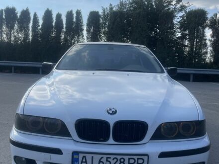 Білий БМВ 5 Серія, об'ємом двигуна 2.9 л та пробігом 529 тис. км за 6500 $, фото 1 на Automoto.ua