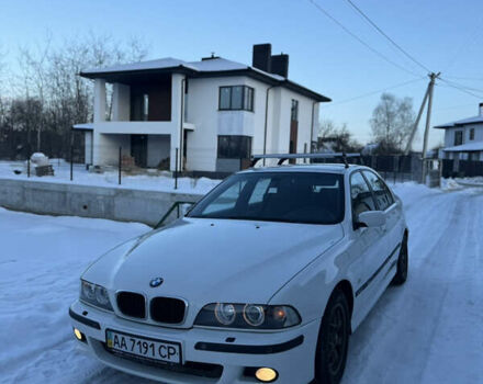 Белый БМВ 5 Серия, объемом двигателя 2.5 л и пробегом 450 тыс. км за 8000 $, фото 1 на Automoto.ua