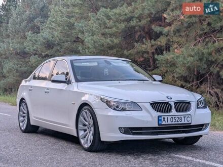 Білий БМВ 5 Серія, об'ємом двигуна 3 л та пробігом 54 тис. км за 14700 $, фото 1 на Automoto.ua