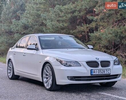 Белый БМВ 5 Серия, объемом двигателя 3 л и пробегом 54 тыс. км за 14700 $, фото 1 на Automoto.ua