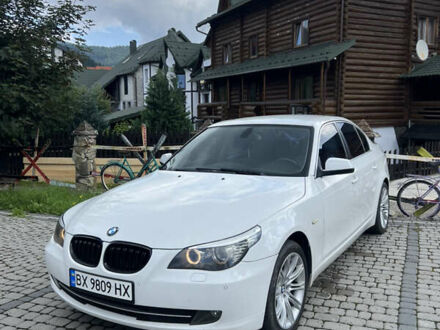 Белый БМВ 5 Серия, объемом двигателя 2 л и пробегом 285 тыс. км за 10500 $, фото 1 на Automoto.ua
