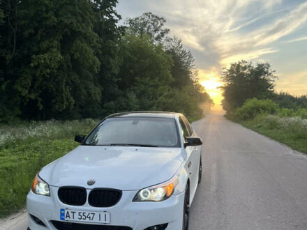 БМВ 5 Серія 2009 у Львові на Automoto.ua Білий БМВ 5 Серія, об'ємом двигуна 2.5 л та пробігом 337 тис. км за 10300 $, фото 1 на Automoto.ua