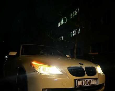 Белый БМВ 5 Серия, объемом двигателя 3 л и пробегом 233 тыс. км за 10500 $, фото 1 на Automoto.ua