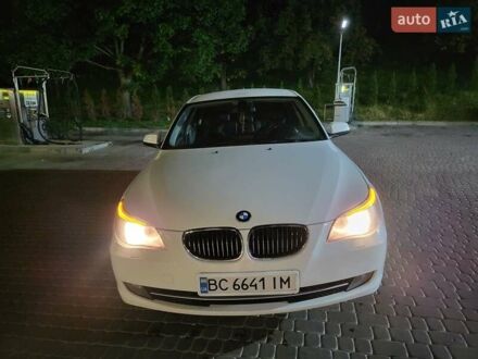 Білий БМВ 5 Серія, об'ємом двигуна 3 л та пробігом 378 тис. км за 10400 $, фото 1 на Automoto.ua