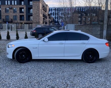 Білий БМВ 5 Серія, об'ємом двигуна 3 л та пробігом 320 тис. км за 12950 $, фото 1 на Automoto.ua