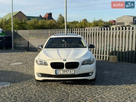 Белый БМВ 5 Серия, объемом двигателя 3 л и пробегом 231 тыс. км за 12000 $, фото 1 на Automoto.ua