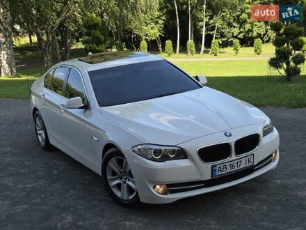 БМВ 5 Серія 2011 у Хмельницькому на Automoto.ua Білий БМВ 5 Серія, об'ємом двигуна 3 л та пробігом 318 тис. км за 11200 $, фото 1 на Automoto.ua