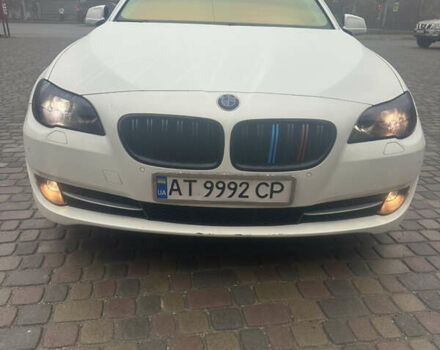 Белый БМВ 5 Серия, объемом двигателя 2 л и пробегом 300 тыс. км за 14777 $, фото 1 на Automoto.ua