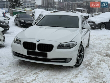 Білий БМВ 5 Серія, об'ємом двигуна 2 л та пробігом 180 тис. км за 12222 $, фото 1 на Automoto.ua