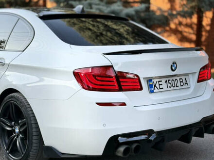 Белый БМВ 5 Серия, объемом двигателя 2.98 л и пробегом 240 тыс. км за 16500 $, фото 1 на Automoto.ua