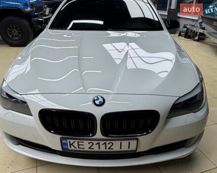 Белый БМВ 5 Серия, объемом двигателя 2 л и пробегом 177 тыс. км за 17000 $, фото 1 на Automoto.ua