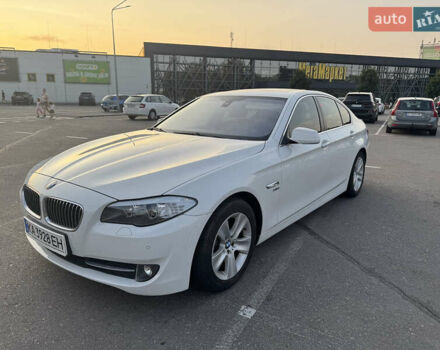 Белый БМВ 5 Серия, объемом двигателя 2 л и пробегом 275 тыс. км за 12700 $, фото 1 на Automoto.ua
