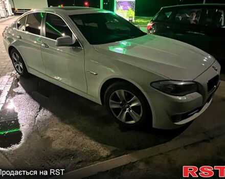 Белый БМВ 5 Серия, объемом двигателя 2 л и пробегом 200 тыс. км за 13500 $, фото 1 на Automoto.ua
