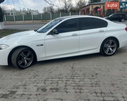 Білий БМВ 5 Серія, об'ємом двигуна 2 л та пробігом 240 тис. км за 11299 $, фото 1 на Automoto.ua