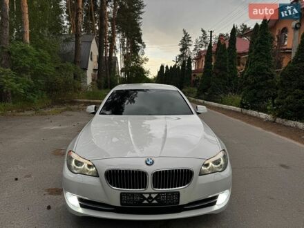 Білий БМВ 5 Серія, об'ємом двигуна 2 л та пробігом 210 тис. км за 12900 $, фото 1 на Automoto.ua