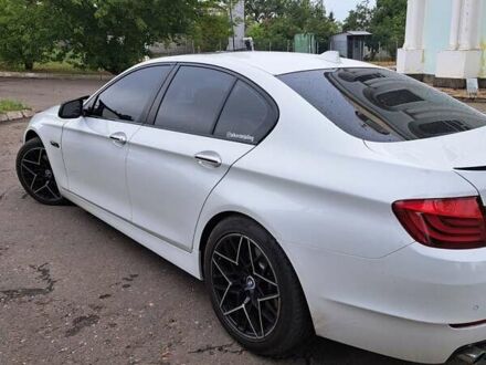 Білий БМВ 5 Серія, об'ємом двигуна 2 л та пробігом 120 тис. км за 14500 $, фото 1 на Automoto.ua